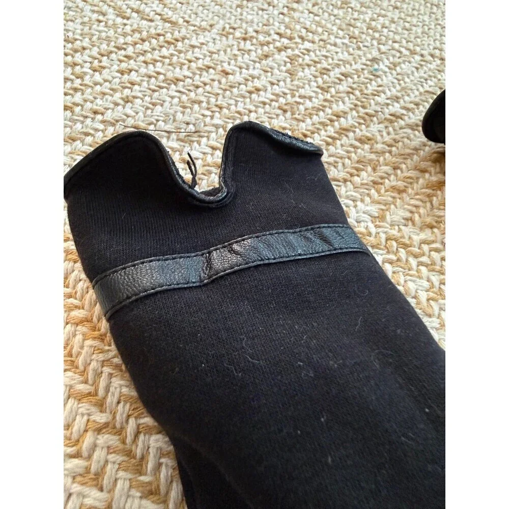 Black Touchscreen Gloves with Bow Detail